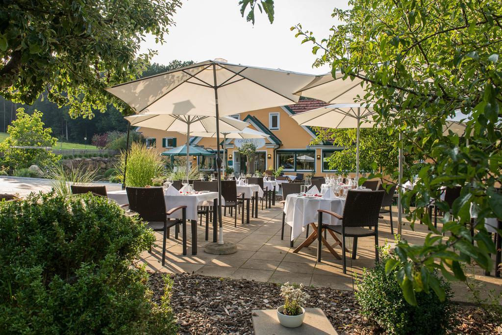 Hotel Restaurant Grune Au Poellau Buitenkant foto