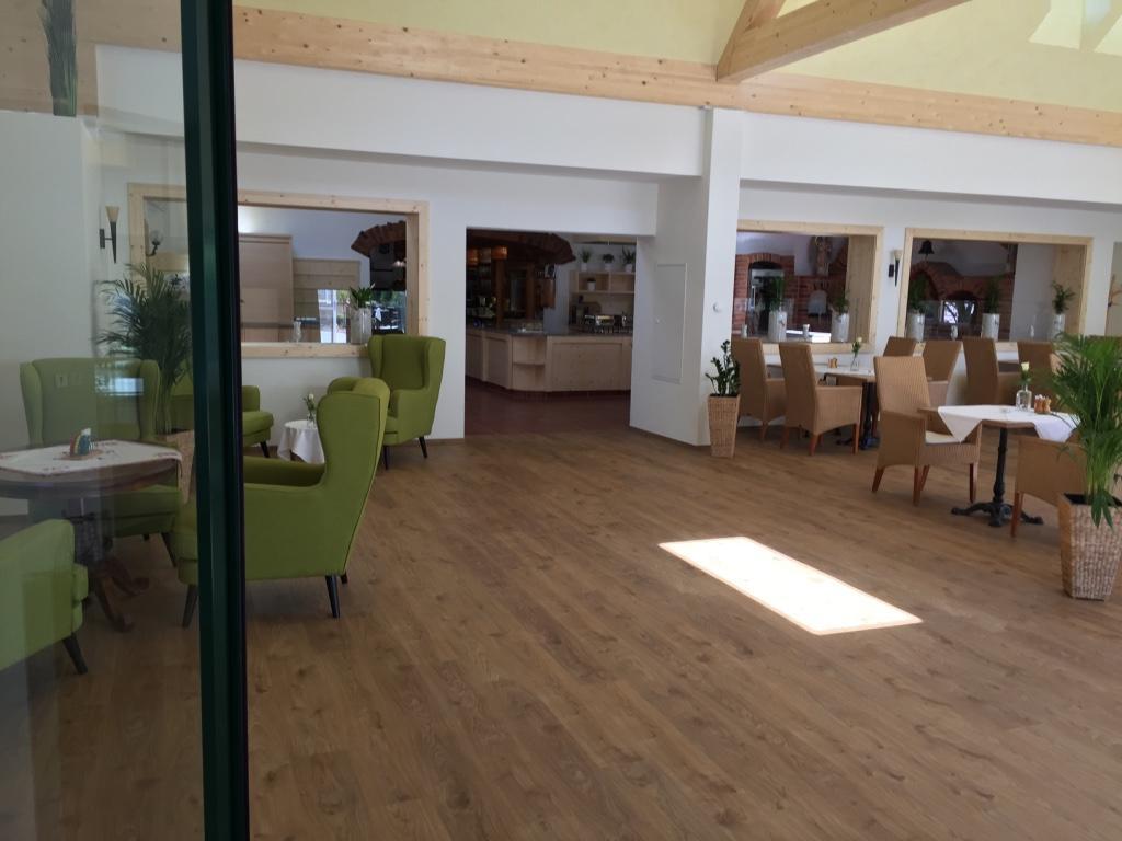 Hotel Restaurant Grune Au Poellau Buitenkant foto